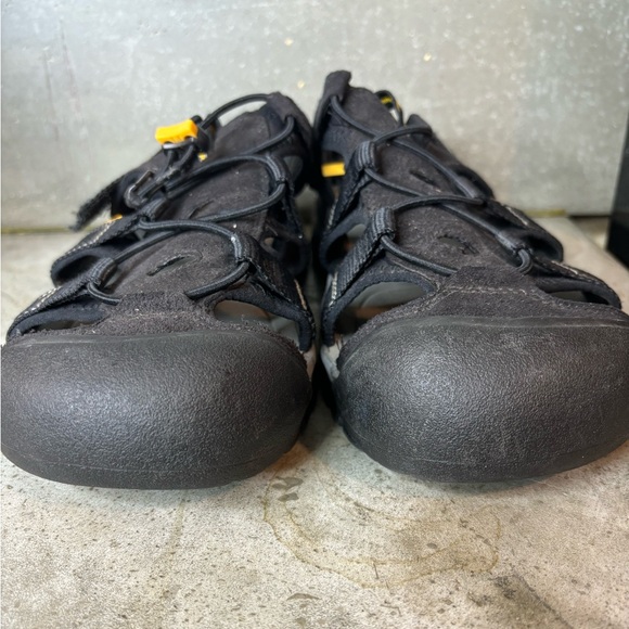 Keen Newport H2 Black And Grey Water Shoes / Sandals / Slides Size Men’s 11 - Picture 6 of 14